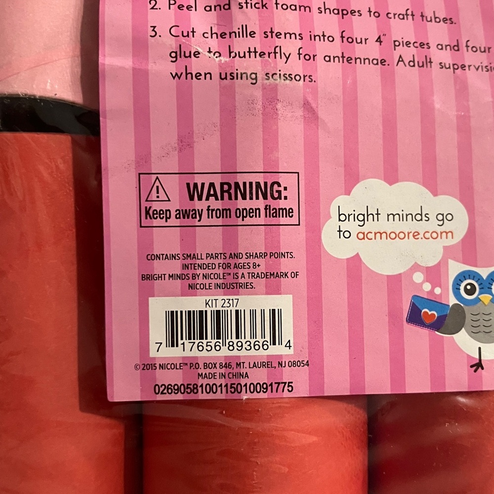 NWT Valentine Craft Roll Kit for Kids - Fun for all ages! - Picture 4 of 5